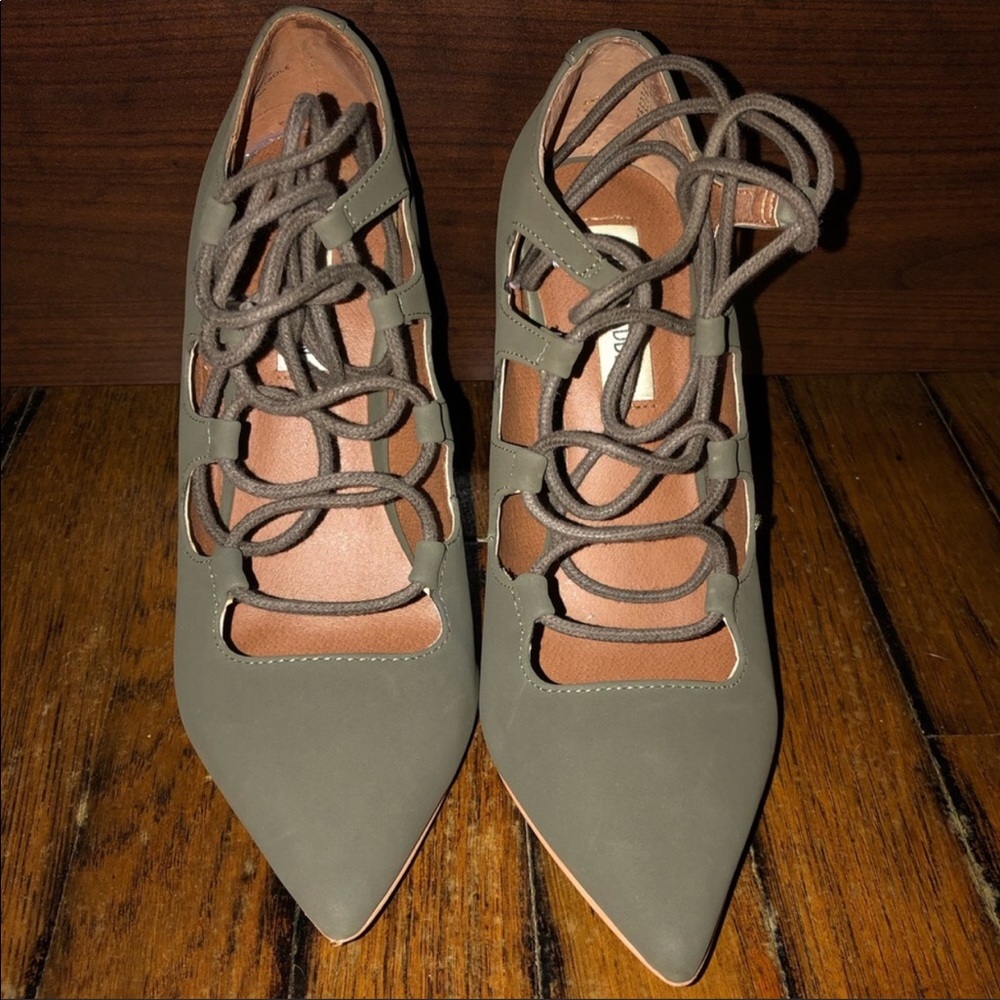 Steve Madden ankle tie pumps